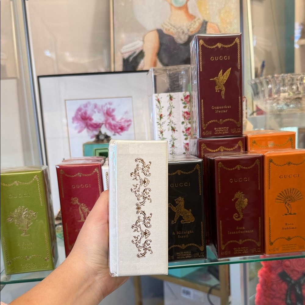 UNISEX Gucci Fragrance - Muschio di Luce (50 ml)

We are a Parfumerie in NJ. - Picture 4 of 5